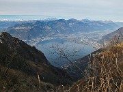 77 Vista verso la cima nord con crocifisso ligneo